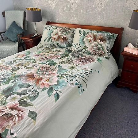 Manor Inn Galmpton ภายนอก รูปภาพ